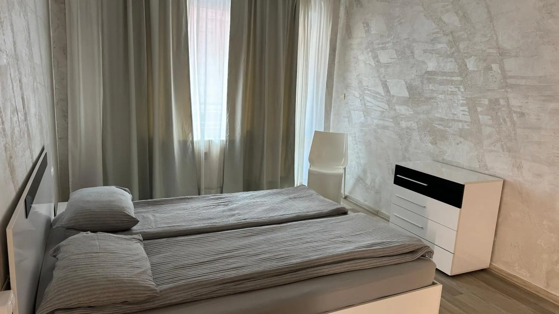 Parchevich 31 Center Apartment - 24H Self Check-In Sofia 0*,