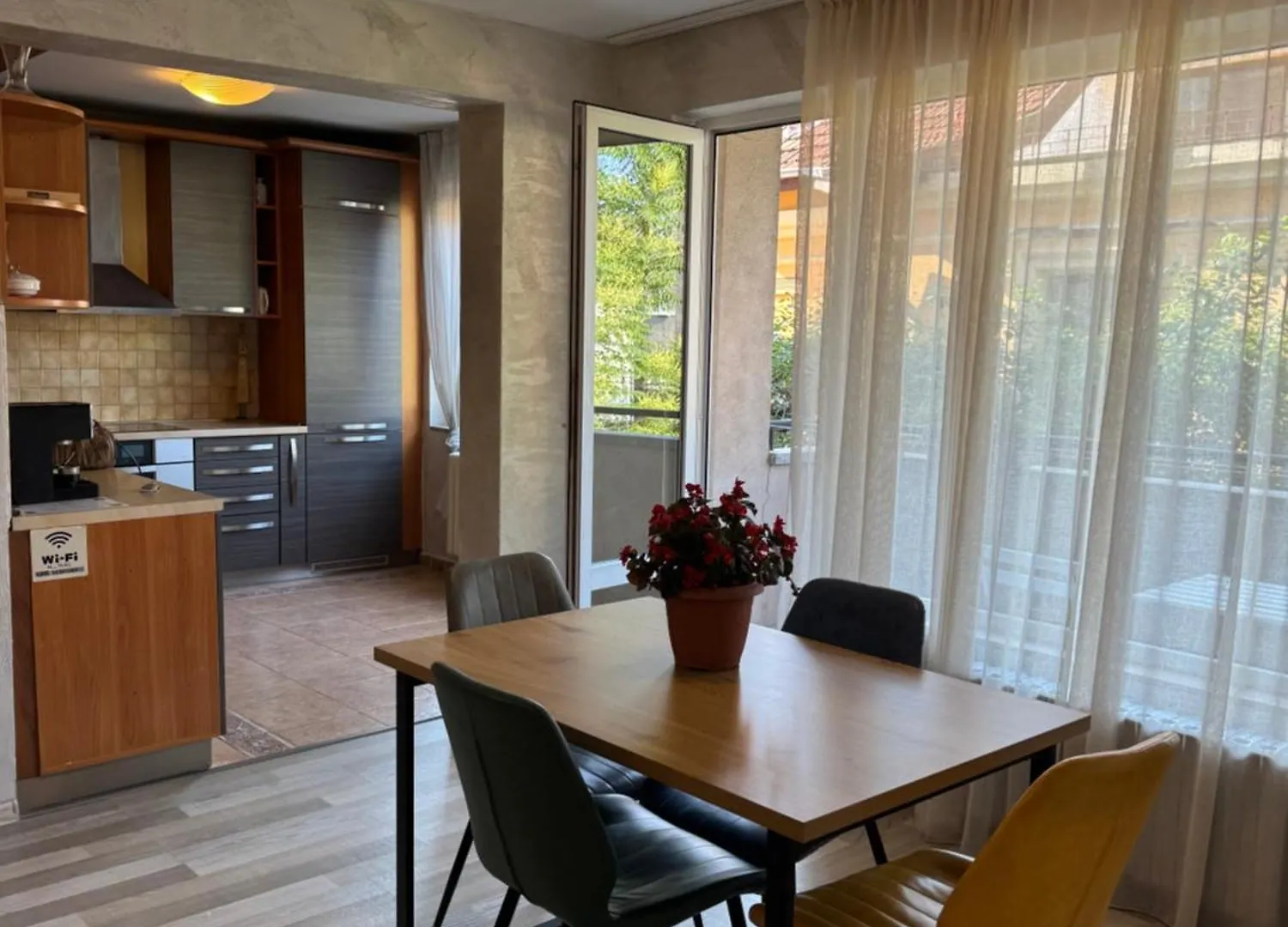 Parchevich 31 Center Apartment - 24H Self Check-In София 0*,  Болгария