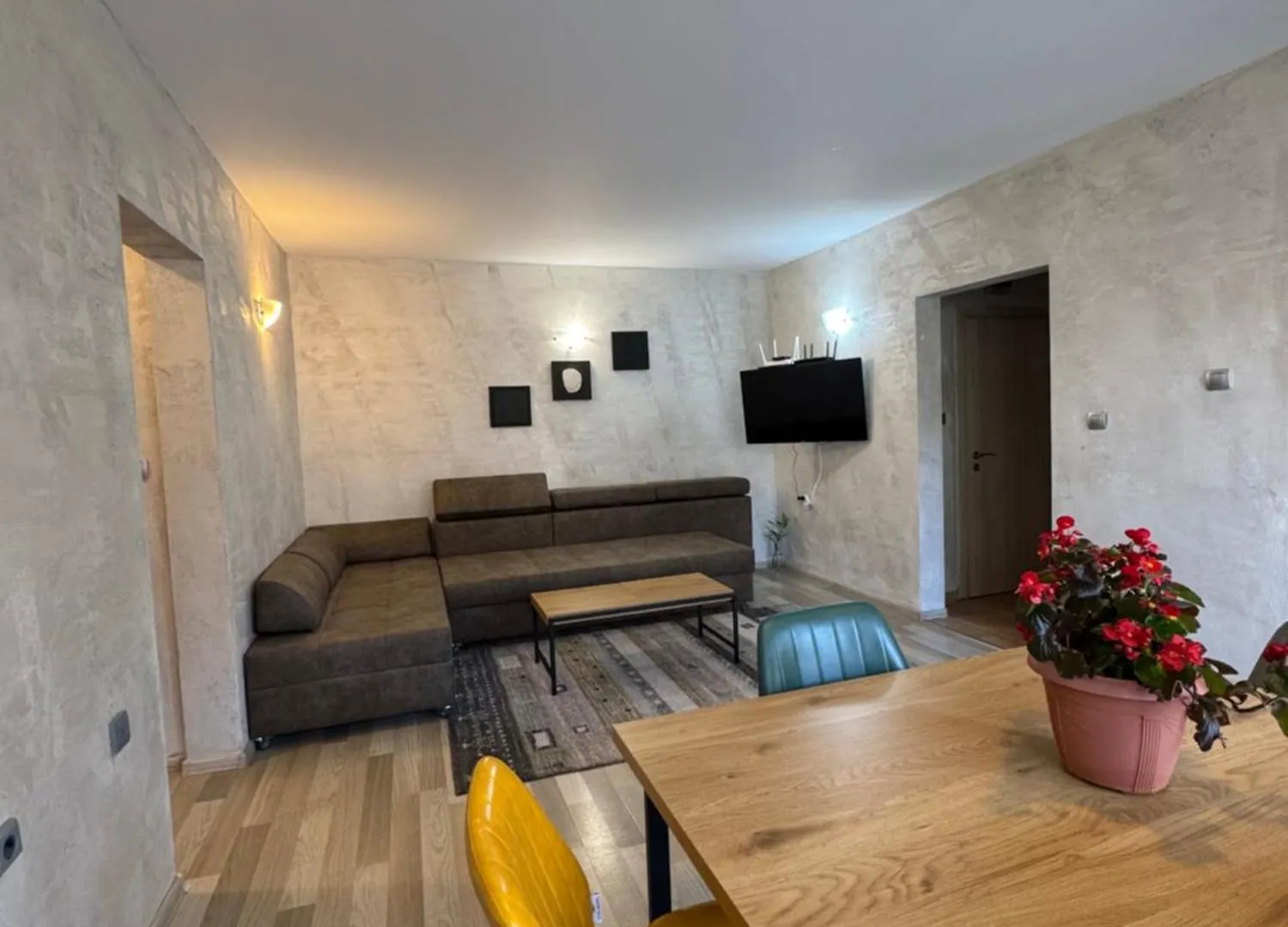 Parchevich 31 Center Apartment - 24H Self Check-In Sofia Bulgaria