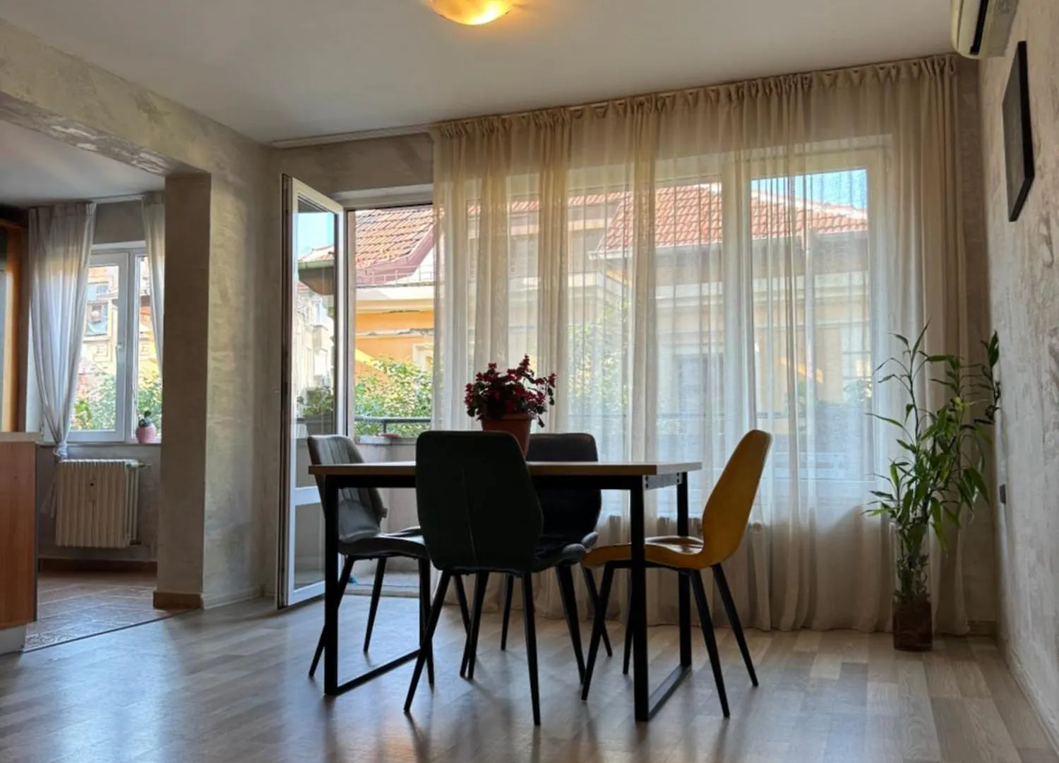 Parchevich 31 Center Apartment - 24H Self Check-In Sofia Bulgaria